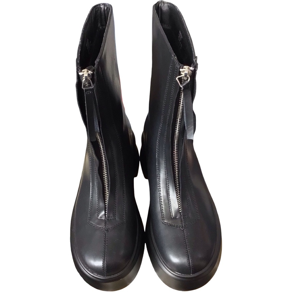 Cape Robbin Black Ankle Boots with Zipper size 8.5